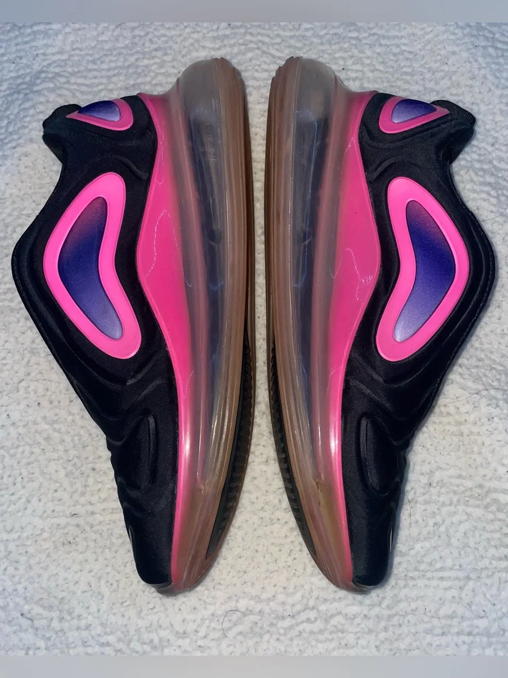 Nike Air Max 720 Black Pink Purple Men’s Size 11